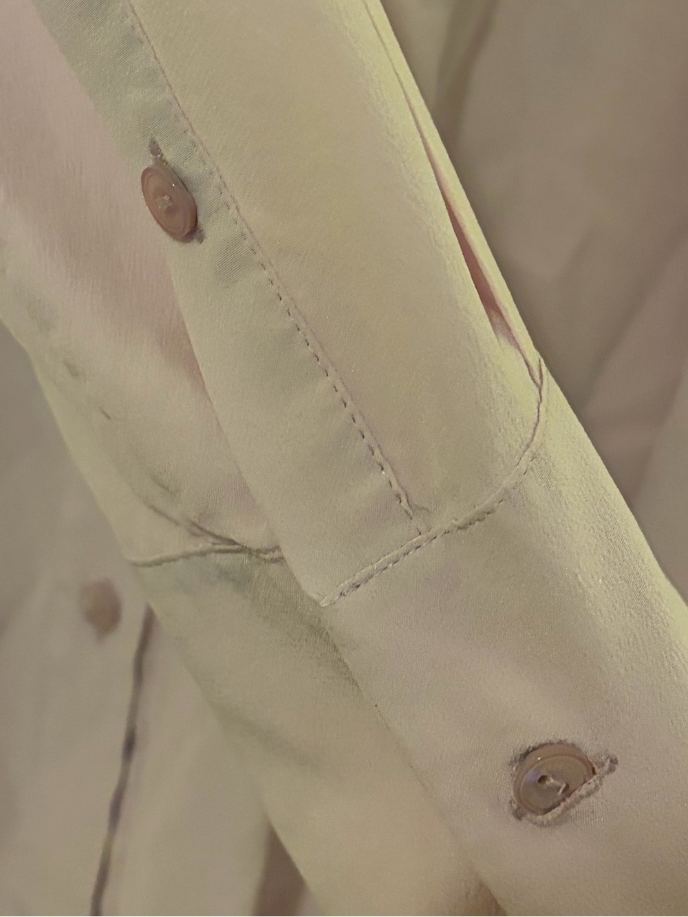 Vince V-Neck button down - Picture 6 of 8